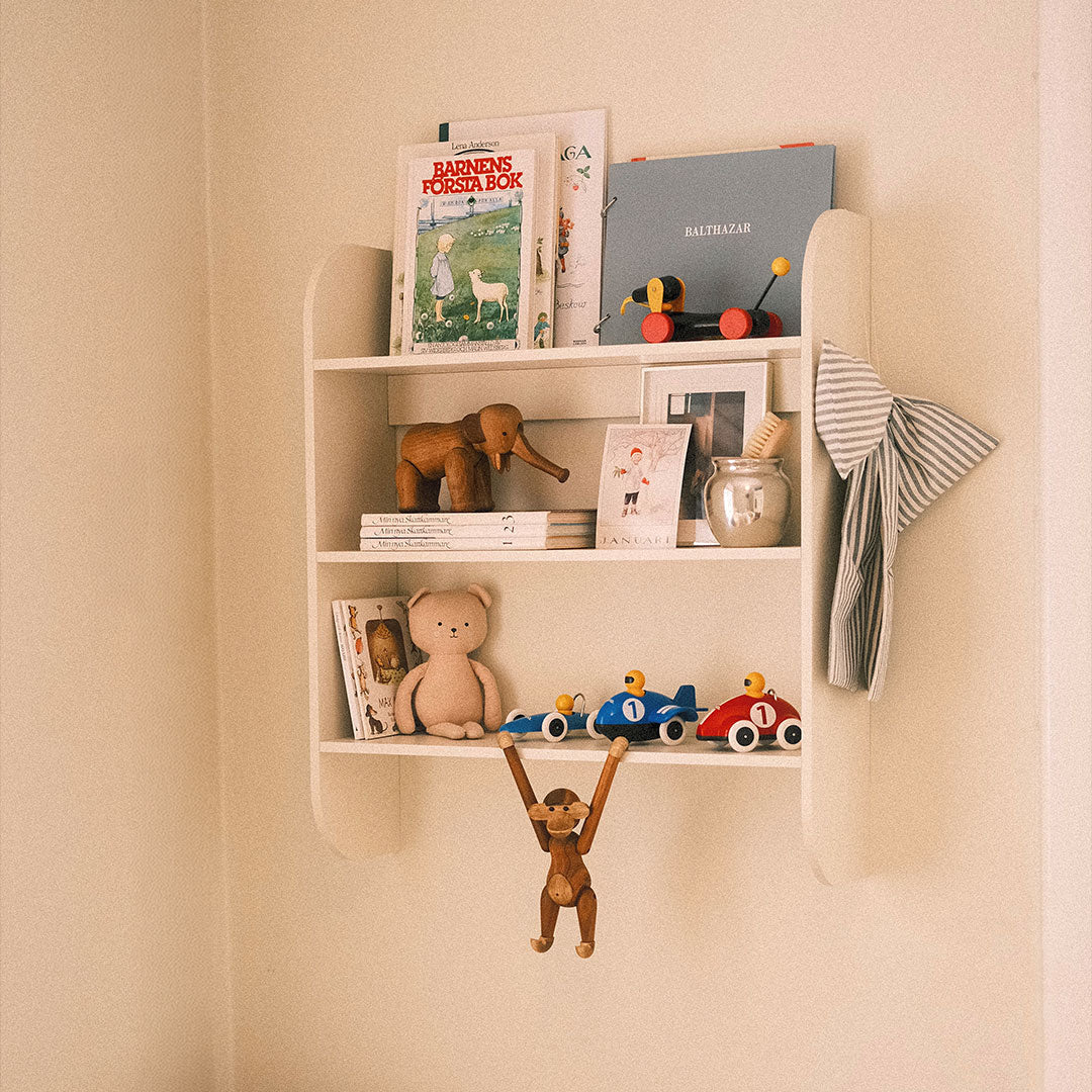 Strapats Wall shelf