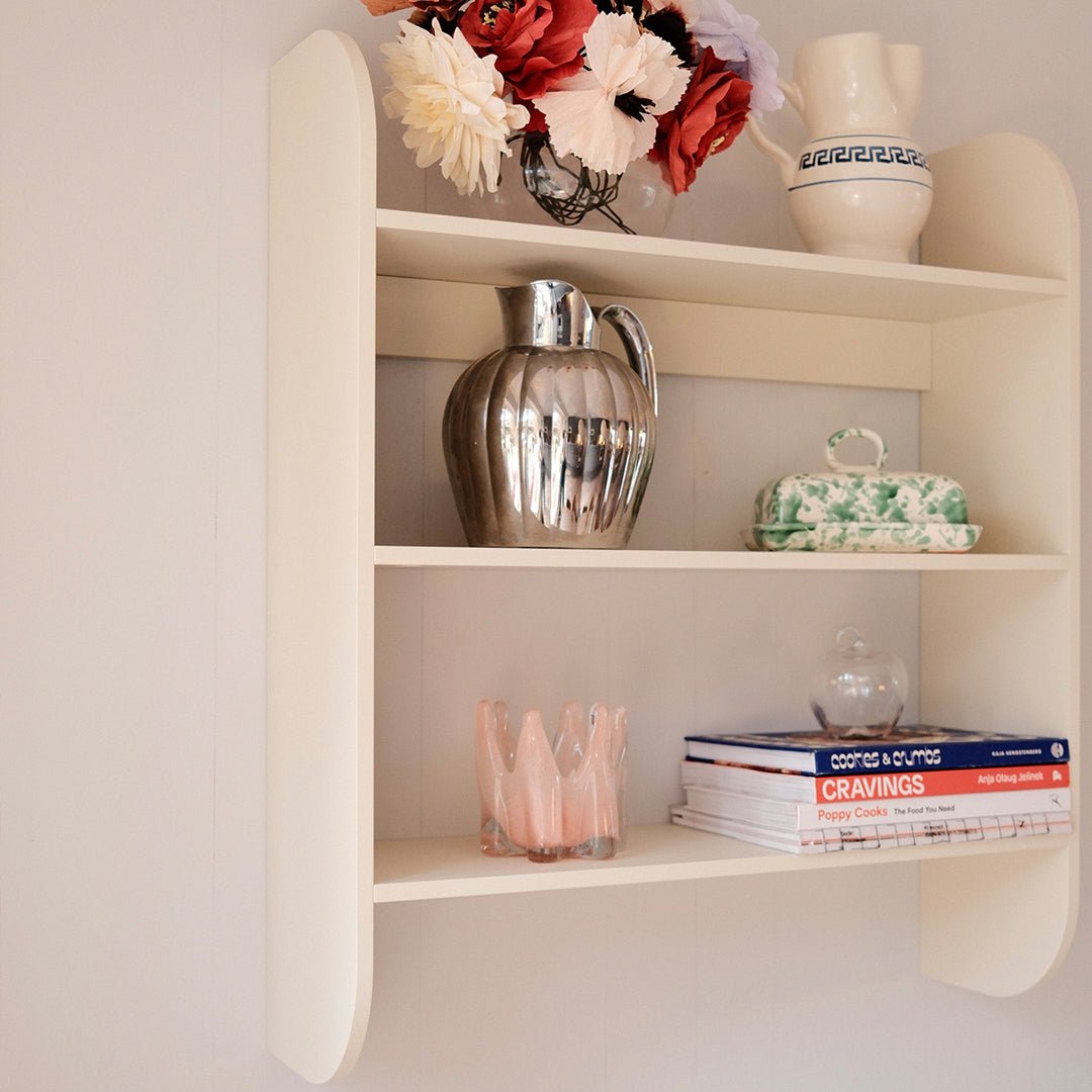 Strapats Wall shelf