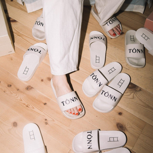 Claquettes TÔNN
